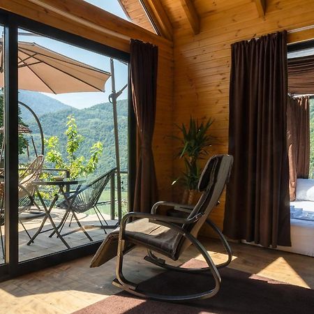 Woodpecker Ვუდფექერი Vila Batumi Exterior foto