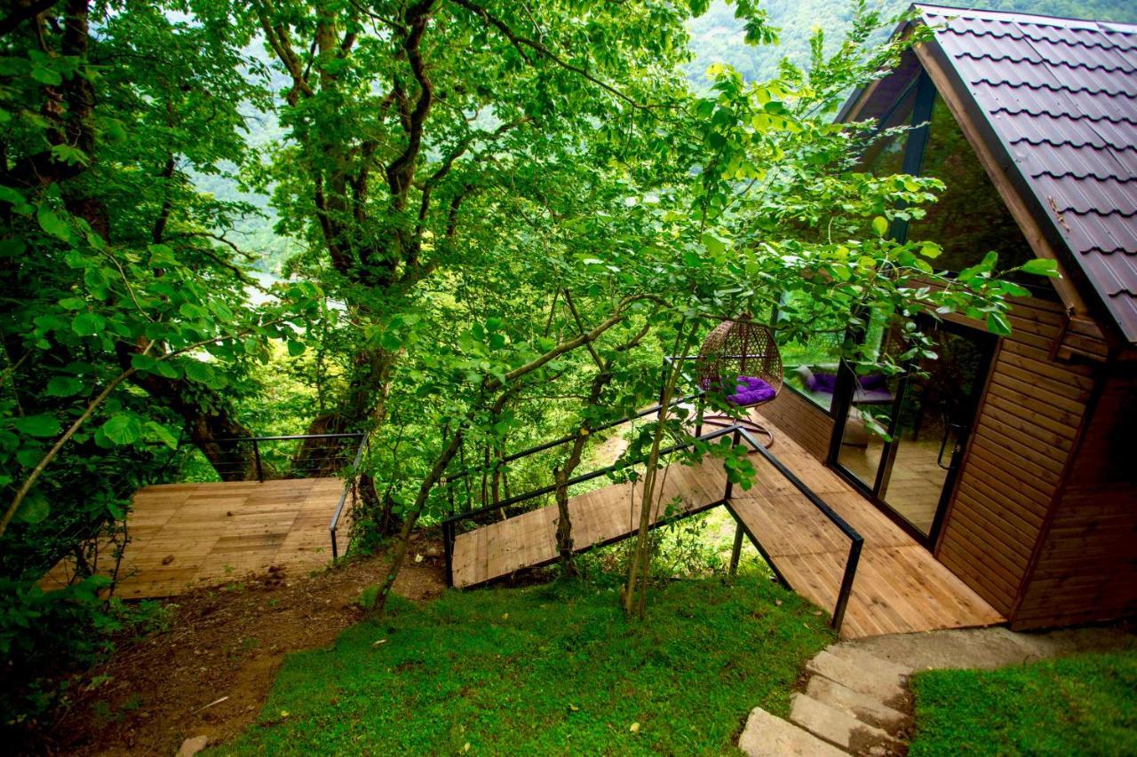Woodpecker Ვუდფექერი Vila Batumi Exterior foto