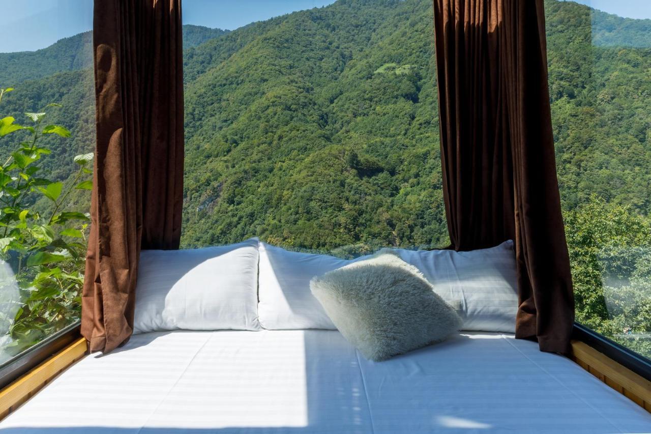 Woodpecker Ვუდფექერი Vila Batumi Exterior foto