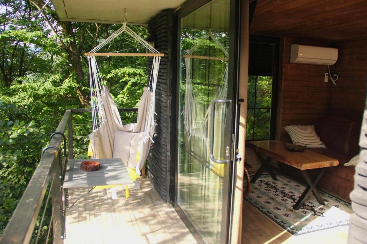 Woodpecker Ვუდფექერი Vila Batumi Exterior foto